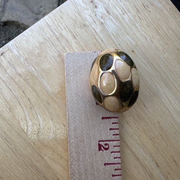 Vintage Clip Earrings Sparkled Brown Enamel Gold Tone Turtle Shell Design 1 3/8" - Picture 7 of 8